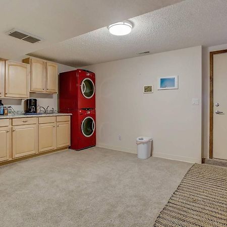 Bright & Cozy Studio Apartment In Colorado Springs Eksteriør billede