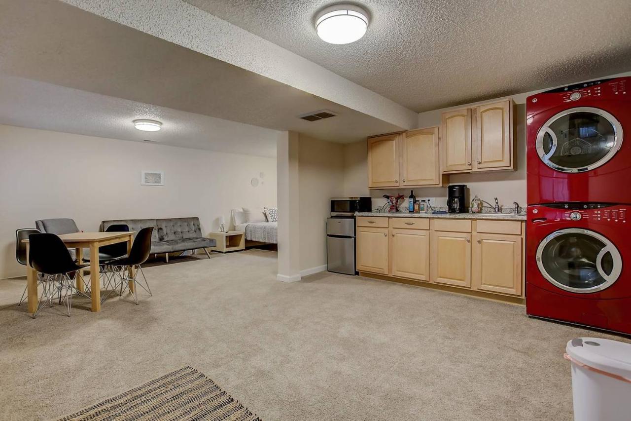Bright & Cozy Studio Apartment In Colorado Springs Eksteriør billede